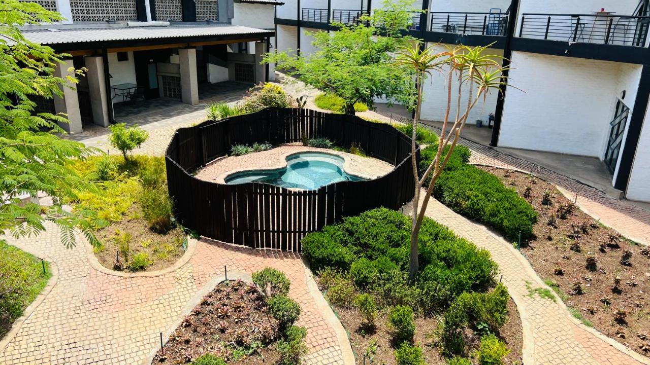 City Living Apartment 119 - Washer, 4K Tv, Fast Wifi, & Sunny Balcony Johannesbourg Extérieur photo