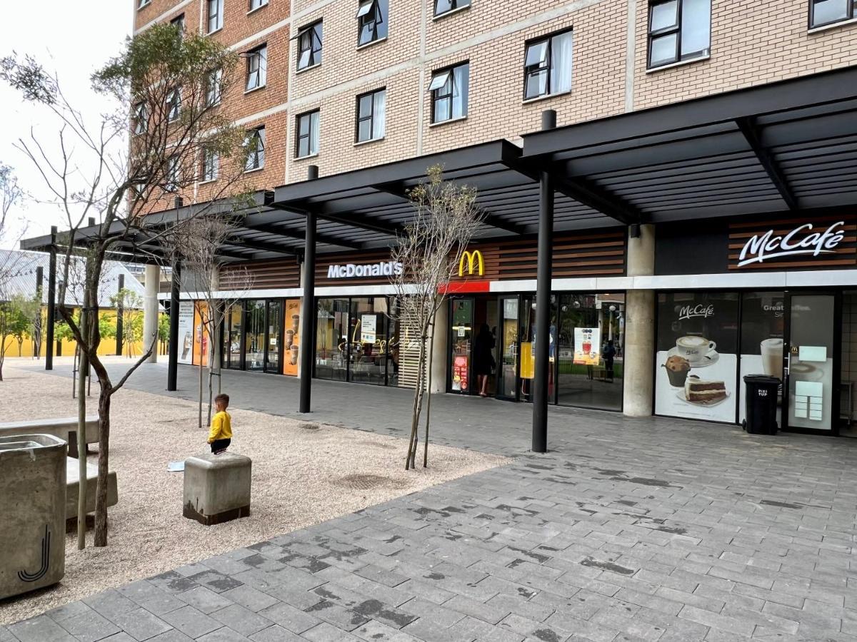 City Living Apartment 119 - Washer, 4K Tv, Fast Wifi, & Sunny Balcony Johannesbourg Extérieur photo